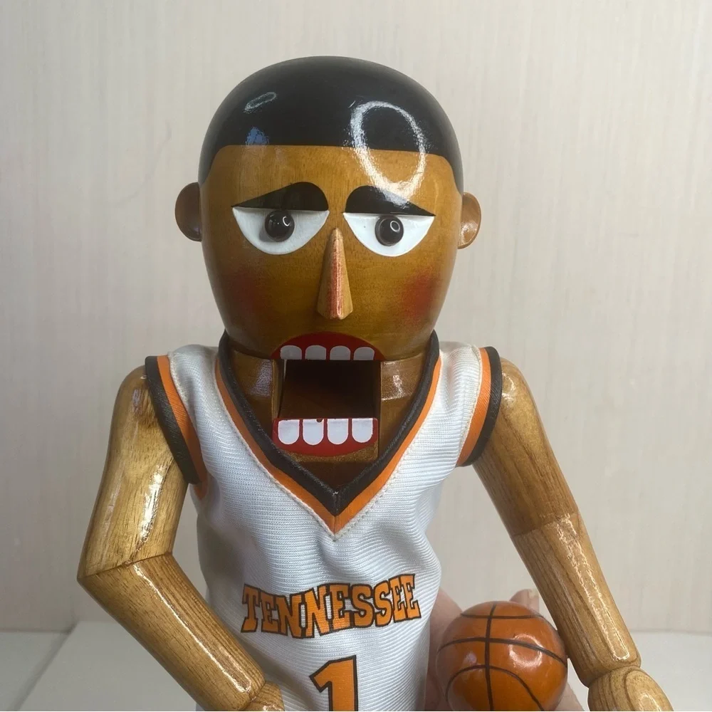 2002 Tennessee Vols Basketball Collectible Nutcracker Solid Wood 270/500 (FLAW) - Picture 8 of 9